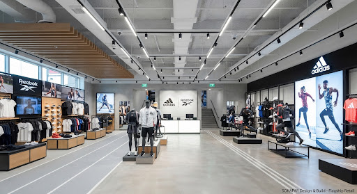 Tiendas Flagship Adidas & Reebok